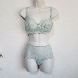 Intimissmi Lace Bra Set